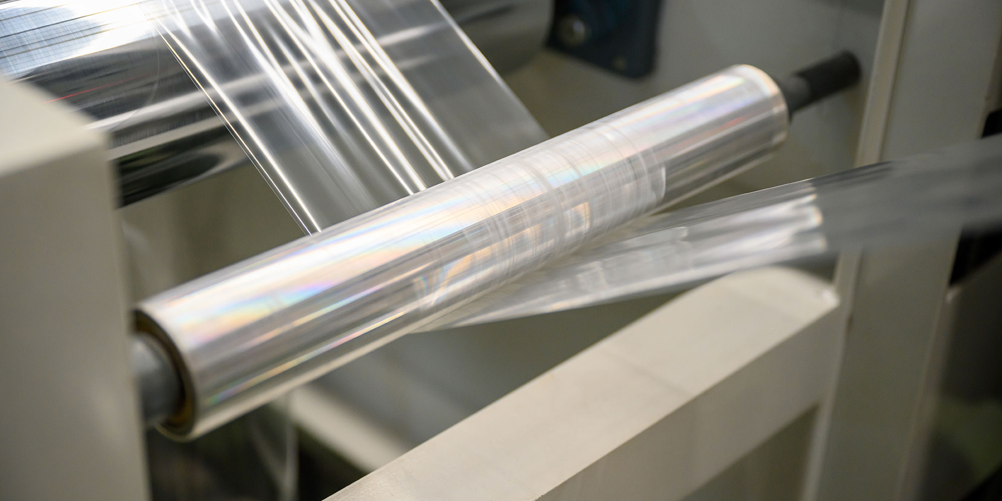 AHM Ambalaj | Türkiye’nin Lider Streç Film Üreticisi | Palet Streci, Döner Streç Film, Jumbo Streç Film, Super Power (SP) Makina Streci, Renkli Streç Film, Silaj Streci, PE Gıda Streci, PE El (Manuel) Streç Film Üreticisi | Endüstriyel, Gıda ve Tarımsal Ambalaj Çözümlerinde Yüksek Performans | Dayanıklı, Esnek, Şeffaf ve UV Dayanımlı Polietilen Streç Filmler | Yüksek Yapışma Gücü, Mükemmel Esneme ve Uzun Ömürlü Kullanım | Kalite, Güven ve Sürdürülebilir Üretim Anlayışıyla AHM Ambalaj – Türkiye’nin Güvenilir Ambalaj Markası